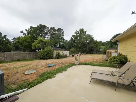 210 Ln Of Sir Gawaine Garner NC 27529