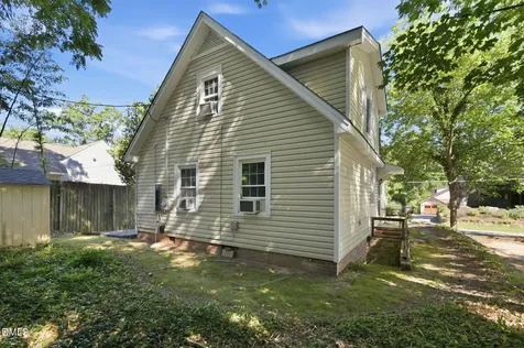 107 Carr Street Chapel Hill NC 27516