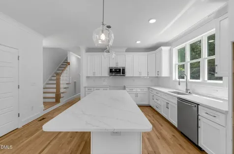518 Heather Drive Raleigh NC 27606