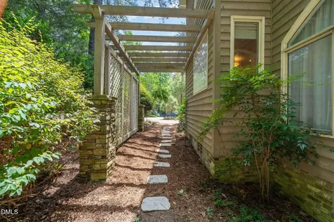 4 Hunters Green Court Durham NC 27712