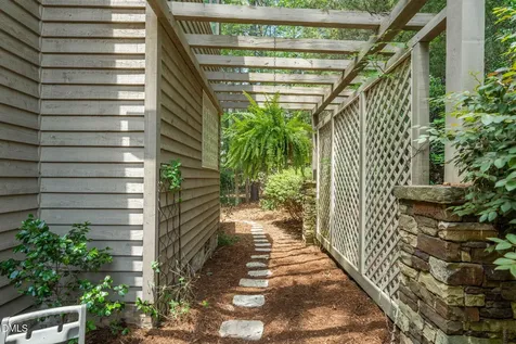 4 Hunters Green Court Durham NC 27712
