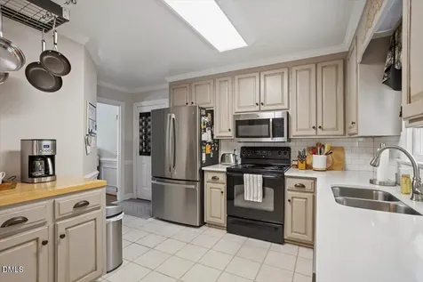 1808 Thorpshire Drive Raleigh NC 27615