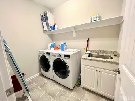 416 Daylin Drive Cary NC 27519