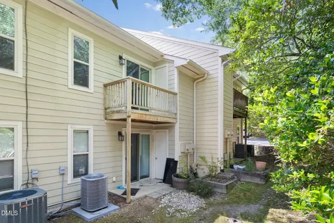 1513 E Franklin Street Chapel Hill NC 27514