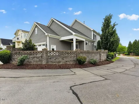 1920 Green Oaks Parkway Holly Springs NC 27540