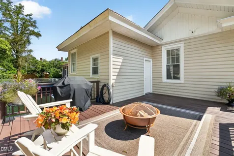 907 Broad Street W Wilson NC 27893