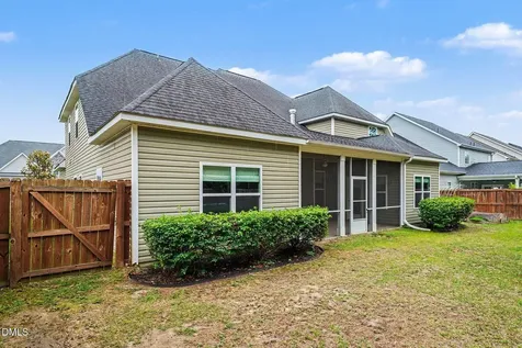 3269 Northgate Drive Fayetteville NC 28311
