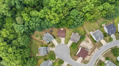 5905 Endsley Court Raleigh NC 27610
