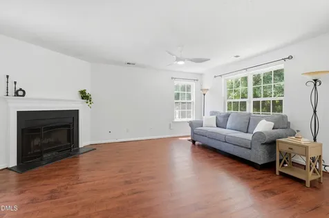 5905 Endsley Court Raleigh NC 27610