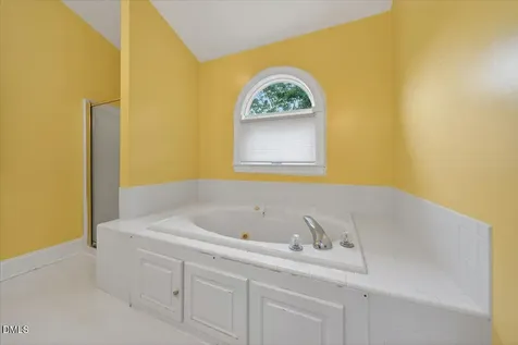 7328 John Hopkins Court Raleigh NC 27616