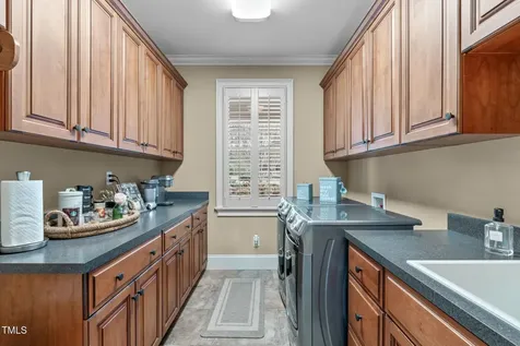 2922 Bells Pointe Court Apex NC 27502