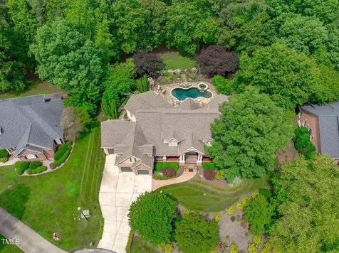 2922 Bells Pointe Court Apex NC 27502