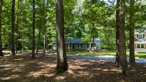 1540 Dirkson Court Cary NC 27511