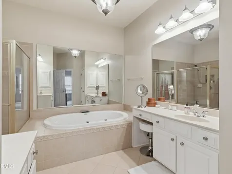 351 Bridgegate Drive Cary NC 27519