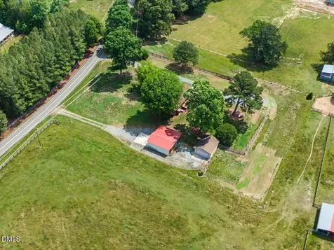 737 Epps Clark Road Siler City NC 27344
