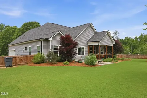 15 Ashland Court Zebulon NC 27597