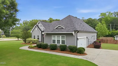 15 Ashland Court Zebulon NC 27597