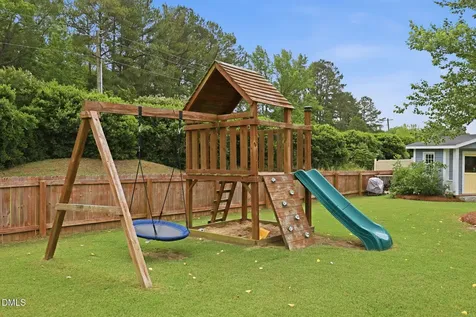 15 Ashland Court Zebulon NC 27597