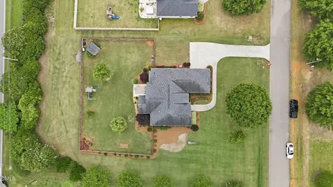 15 Ashland Court Zebulon NC 27597