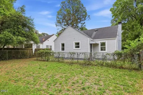 1313 Maple Street Goldsboro NC 27530