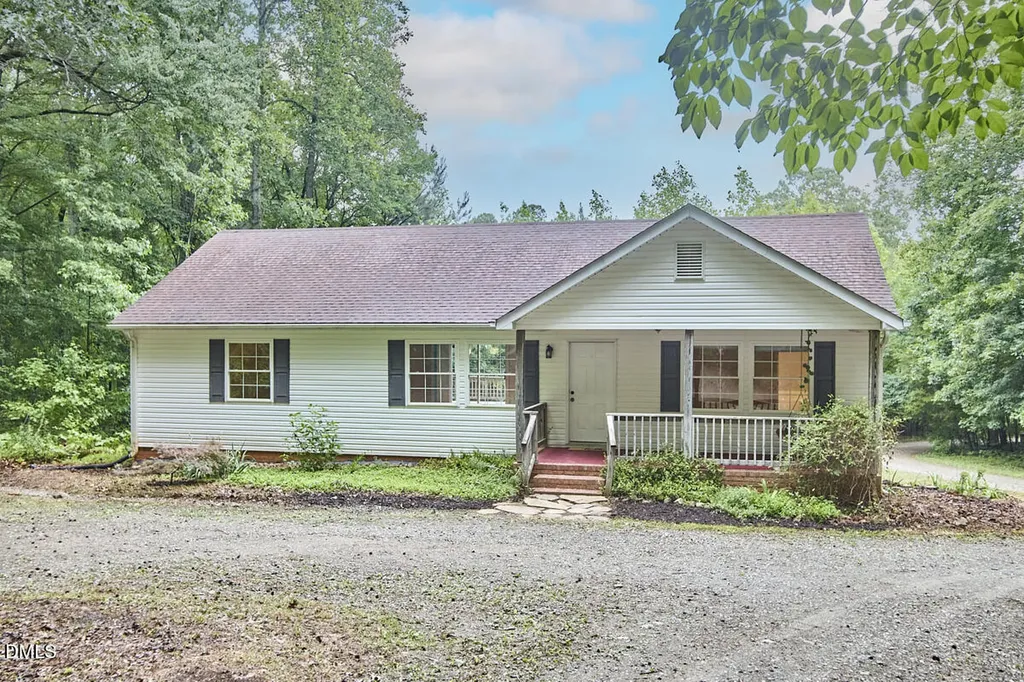 3704 Borland Road Efland NC 27243