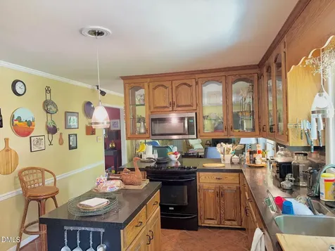 1080 Hedrick Drive Henderson NC 27537