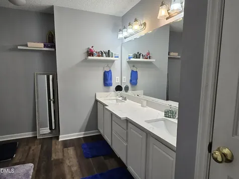 3313 Neptune Drive Raleigh NC 27604