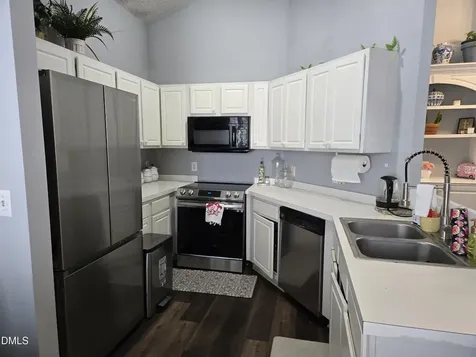3313 Neptune Drive Raleigh NC 27604