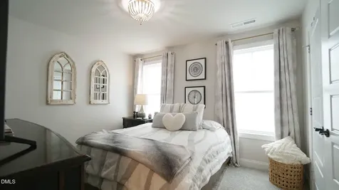 1609 Glazebrook Drive Wake Forest NC 27587