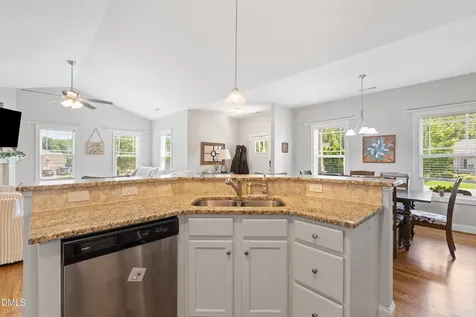 548 Brazil Nut Lane Smithfield NC 27577
