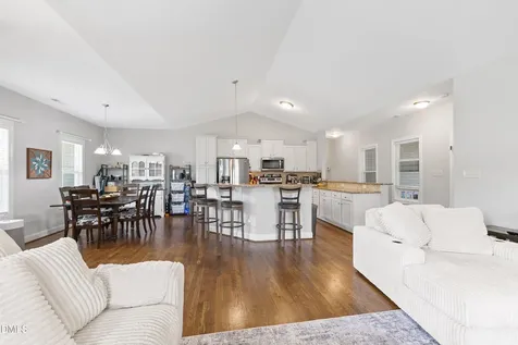 548 Brazil Nut Lane Smithfield NC 27577