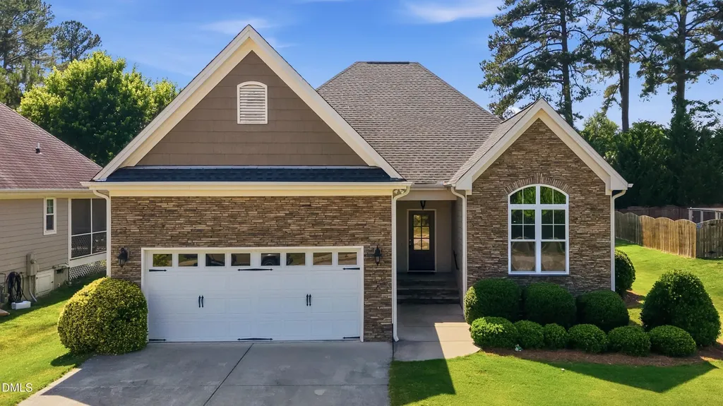 922 Award Street Fuquay Varina NC 27526