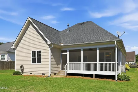 922 Award Street Fuquay Varina NC 27526