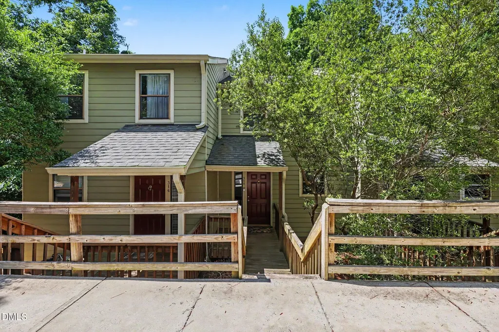 314 Cedarwood Lane Carrboro NC 27510