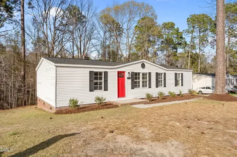 493 Winding Ridge Sanford NC 27332