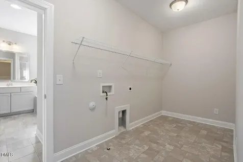 104 Evans Crest Lane Holly Springs NC 27540