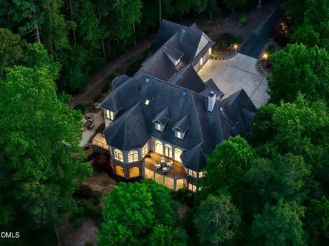 25303 Ludwell Chapel Hill NC 27517