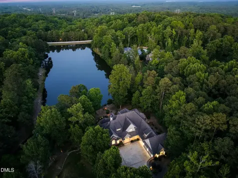 25303 Ludwell Chapel Hill NC 27517