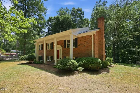 913 Riverview Road Raleigh NC 27610