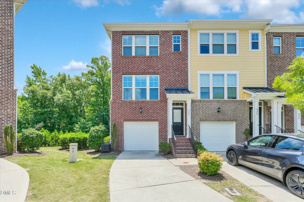 428 Hofman Court Cary NC 27519