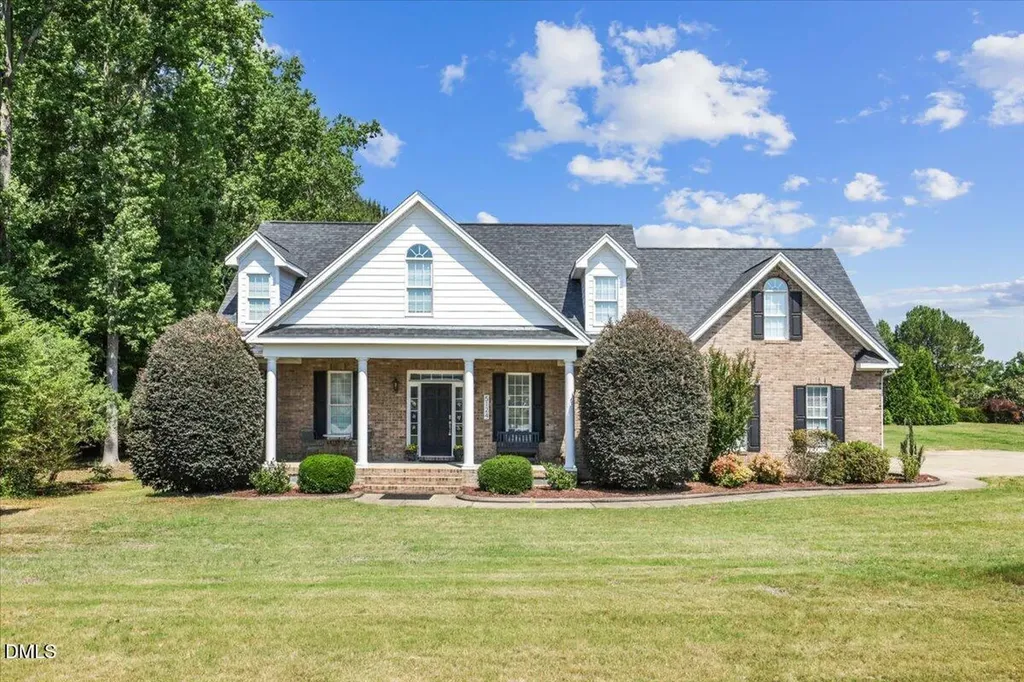 5124 Bartizan Drive Holly Springs NC 27540