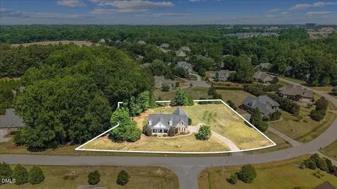 5124 Bartizan Drive Holly Springs NC 27540