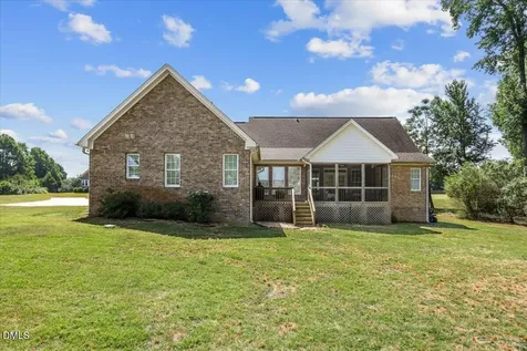 5124 Bartizan Drive Holly Springs NC 27540
