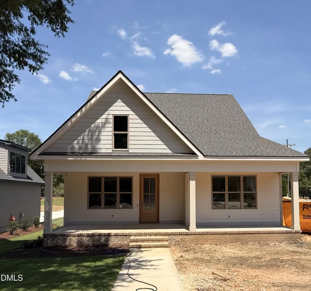 305 Grigsby Avenue Holly Springs NC 27540