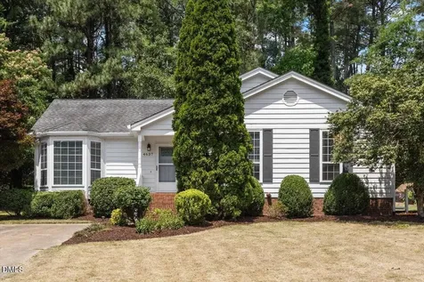 4637 Timberhurst Drive Raleigh NC 27612