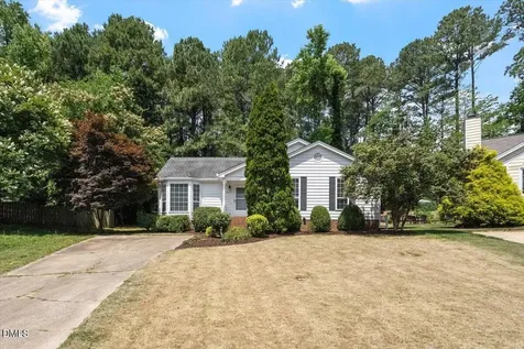 4637 Timberhurst Drive Raleigh NC 27612