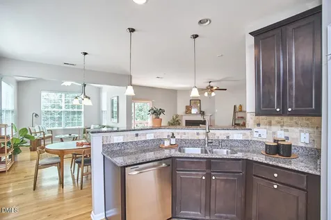 304 Shorehouse Way Holly Springs NC 27540