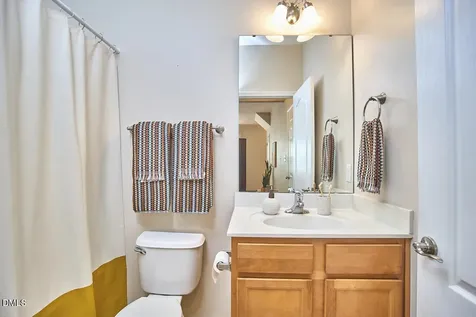 304 Shorehouse Way Holly Springs NC 27540