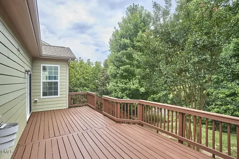 304 Shorehouse Way Holly Springs NC 27540