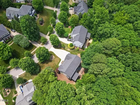 212 Midden Way Holly Springs NC 27540